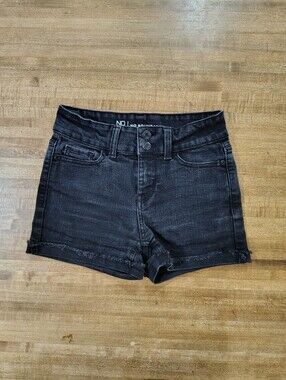 NO BOUNDARIES Faded Black Denim Mid-Rise Shortie Shorts Size 1